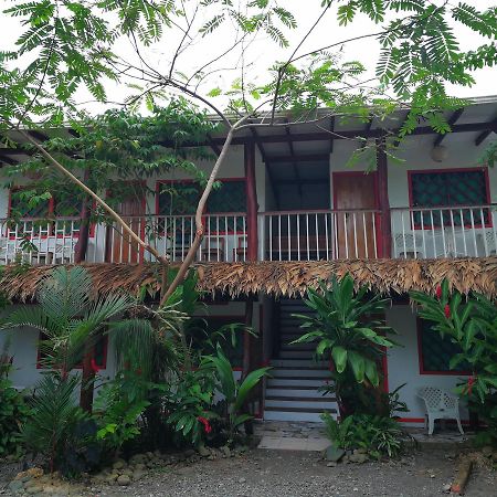 Talamanca Cabins Cahuita Exteriör bild