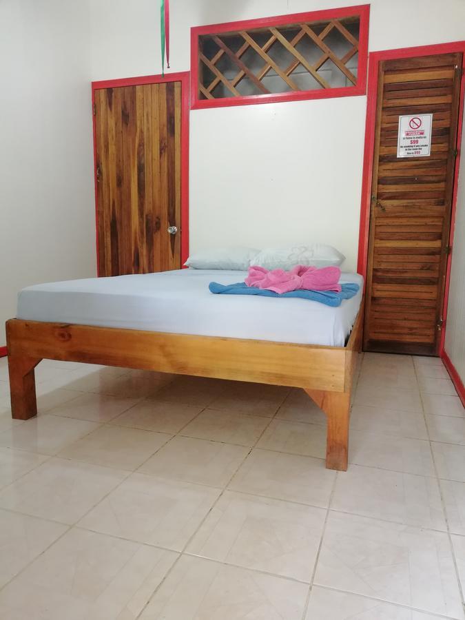 Talamanca Cabins Cahuita Exteriör bild