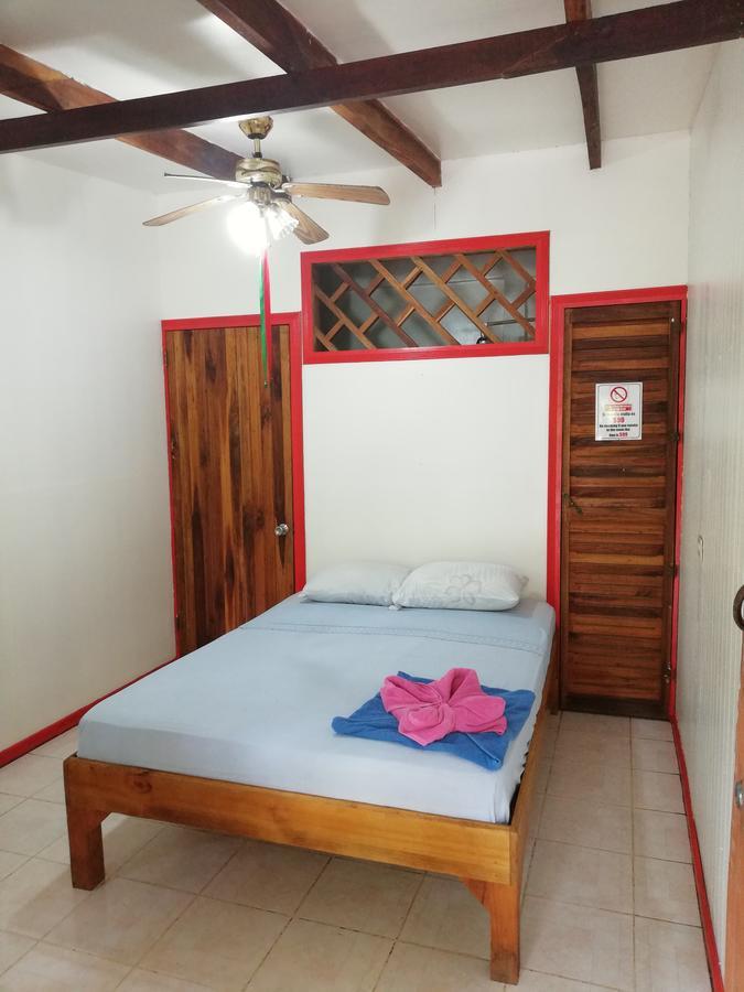 Talamanca Cabins Cahuita Exteriör bild