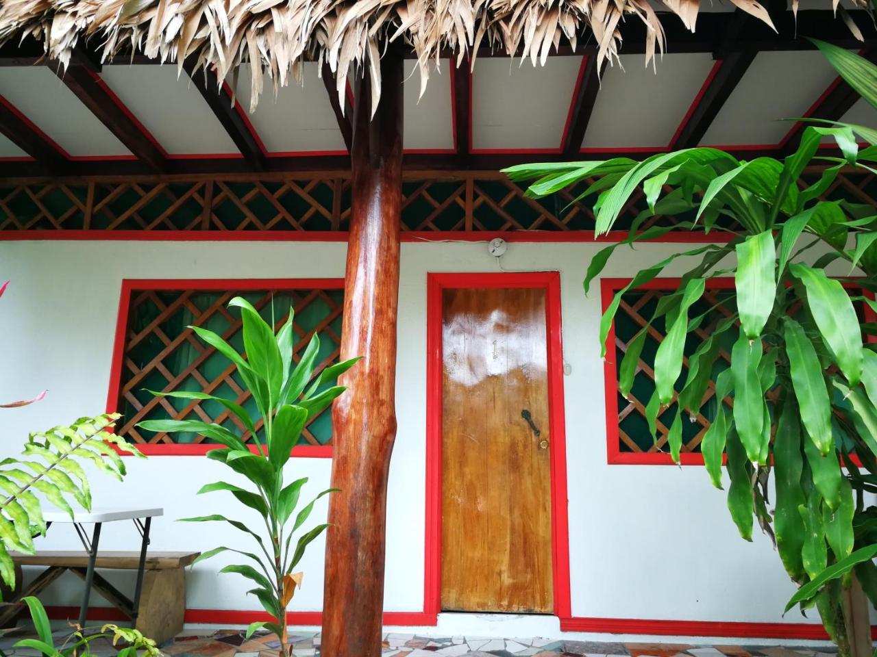Talamanca Cabins Cahuita Exteriör bild